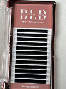 Matte Volume Lash (fast fanning )